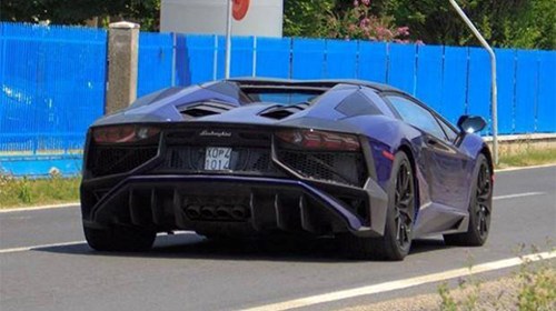 bahglamborghini-aventador-sv-roadster (3).jpg