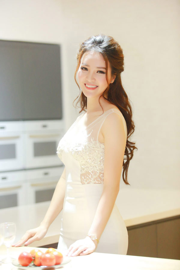 A-hau-Thuy-Van (6).jpg