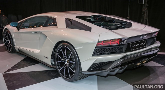 Lamborghini-2017-tayninh24h (1).jpg