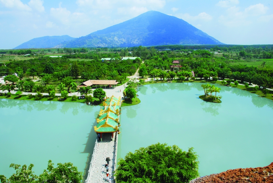 những-địa-điểm-đẹp-nhất-ở-tây-ninh-tây-ninh-24h (21).jpg