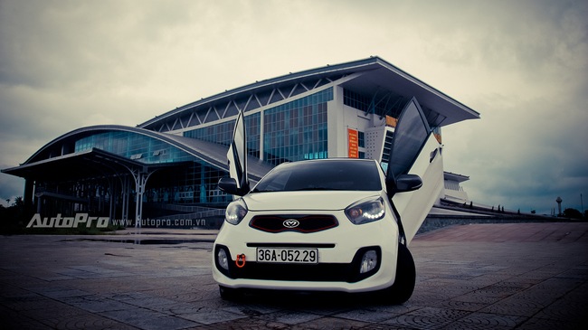 tayninhauto-thanh-hoa-dan-choi-do-kia-morning-len-cua-cat-keo-nhu-lamborghini.jpg