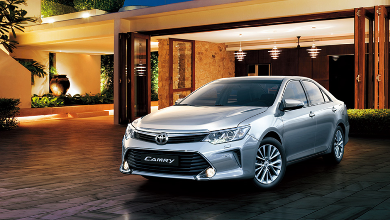 toyota-camry-2016-gia-ưu-đai-toyota-saigon (8).png