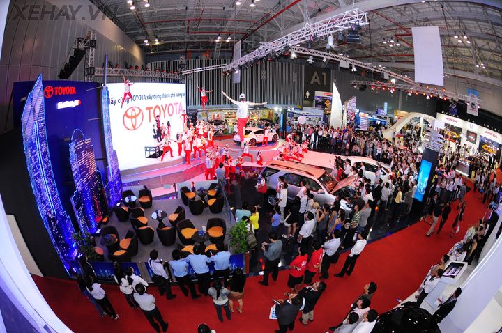vietnam-motor-show-2015 (4).jpg